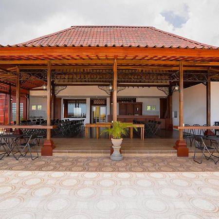Oyo 2392 Nusa Dua Eling Inn Exterior foto