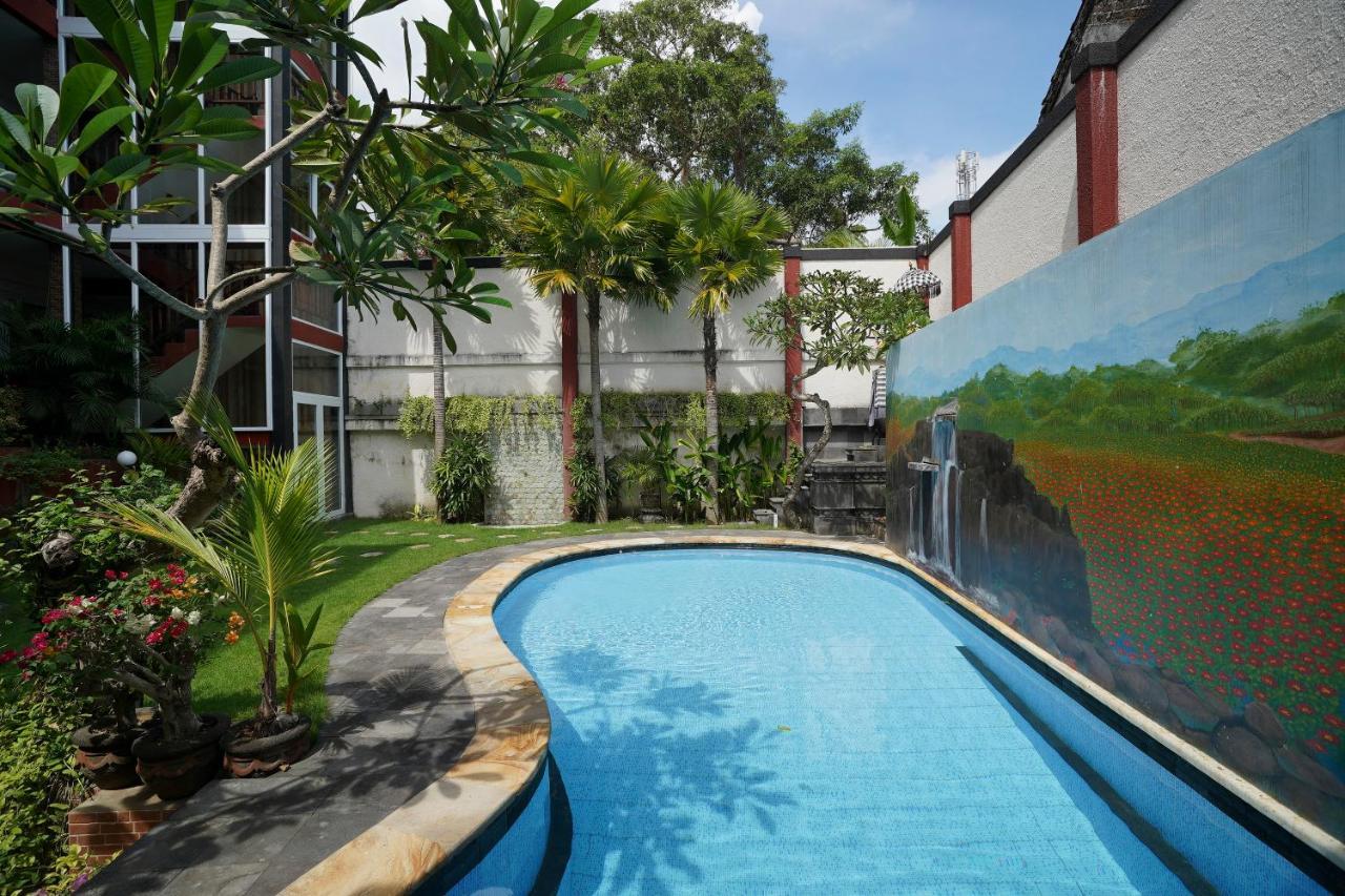 Oyo 2392 Nusa Dua Eling Inn Exterior foto