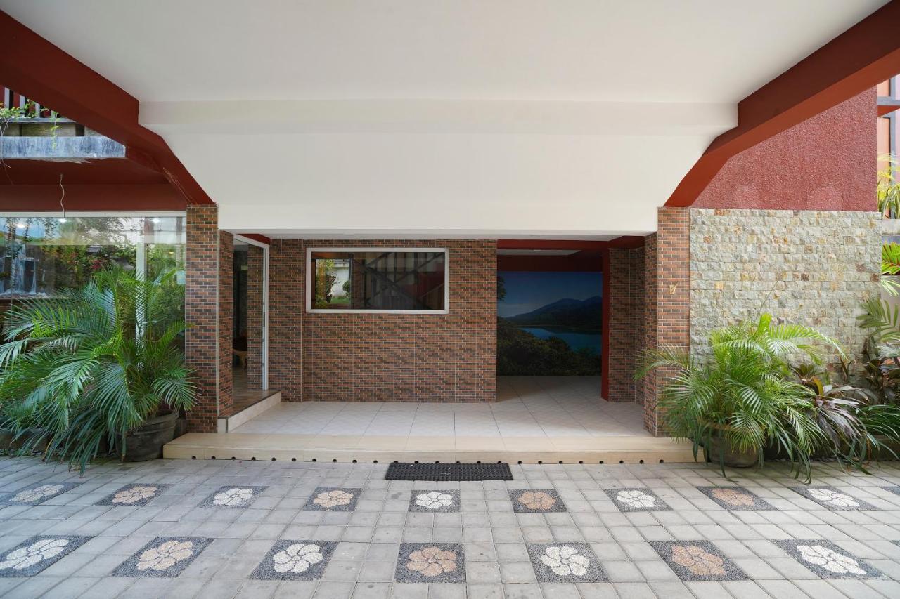 Oyo 2392 Nusa Dua Eling Inn Exterior foto