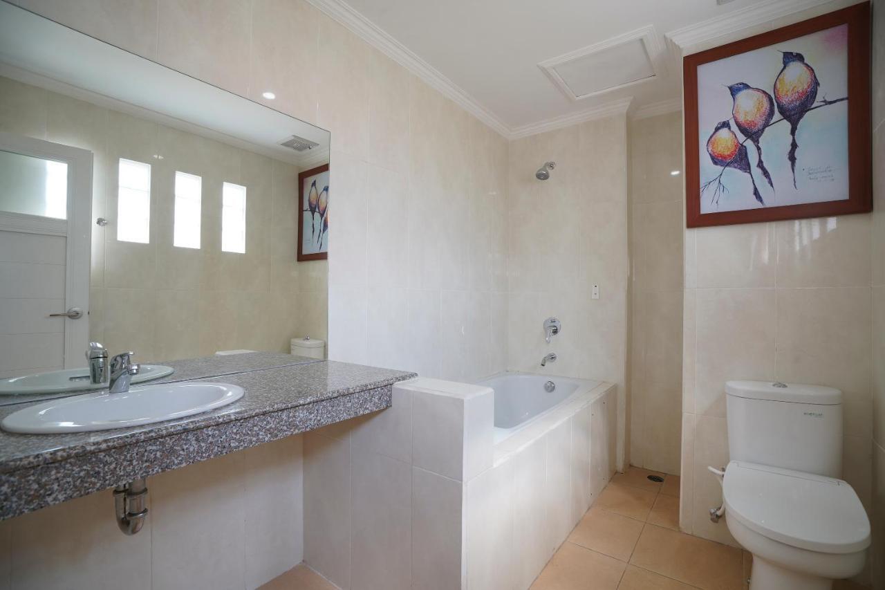 Oyo 2392 Nusa Dua Eling Inn Exterior foto
