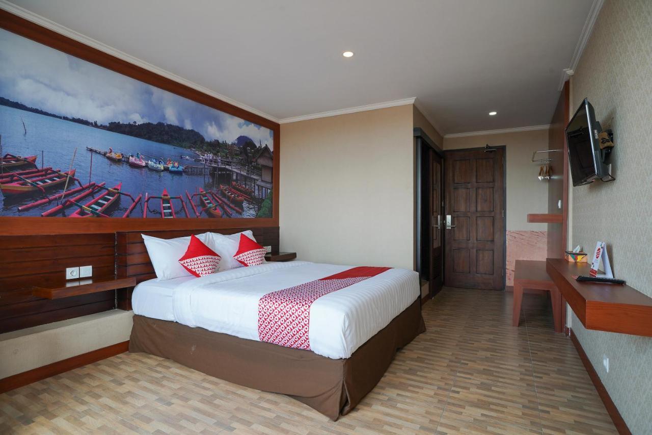 Oyo 2392 Nusa Dua Eling Inn Exterior foto