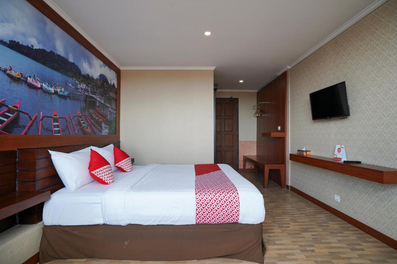 Oyo 2392 Nusa Dua Eling Inn Exterior foto